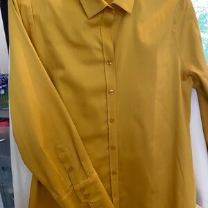 Chicos no iron 3/4 sleeve stretch shirt. Size 2 (12)